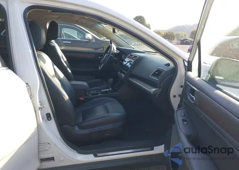 2016 Subaru Outback 2.5I Limited z USA, uszkodzony, nr VIN 4S4BSBNC3G3304266